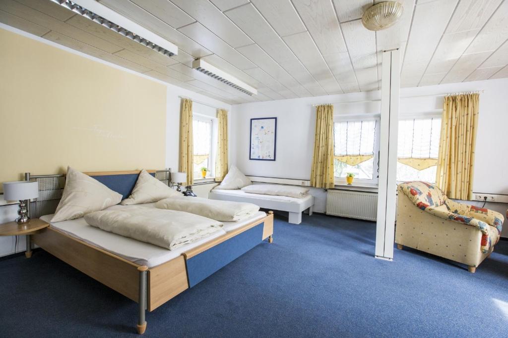 Hotel-Pension-Waldblick Garni Gittersdorf Номер фото
