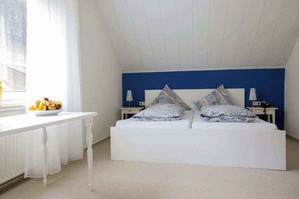 Hotel-Pension-Waldblick Garni Gittersdorf Номер фото